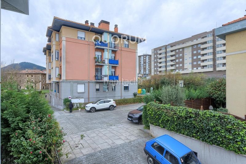 Foto 5dbc8ede-6b90-4190-ace4-2937fc80b863. Casa a schiera con riscaldamento parcheggio in San Miguel Basauri
