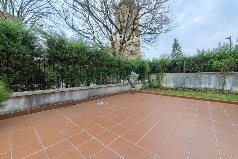 Foto cb462e5e-dff7-484a-974c-7b06d96d3ba3. Casa a schiera con riscaldamento parcheggio in San Miguel Basauri