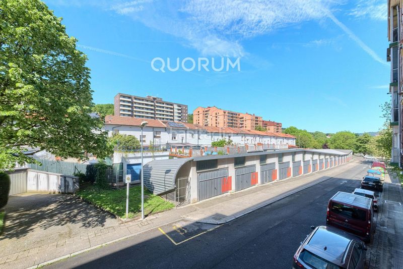 Foto cf4be938-2684-467c-9cf9-aa61abea3bbc. Pis a San Miguel Basauri