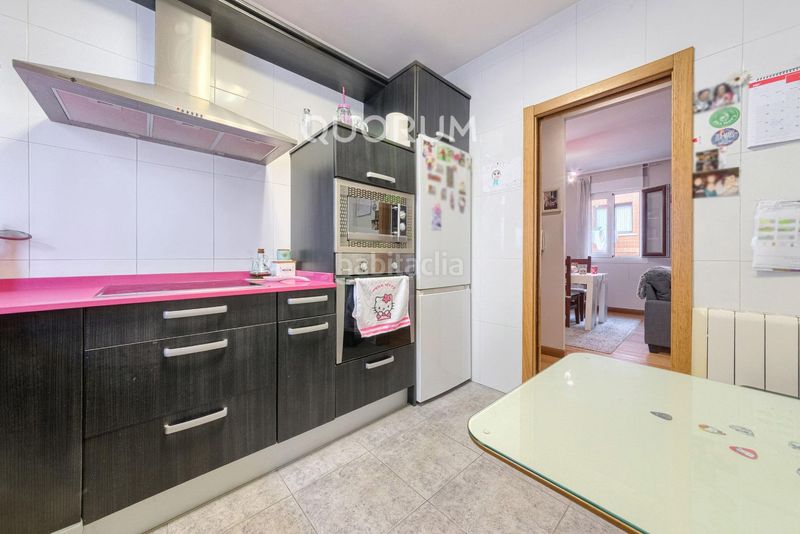 Foto 5970f77e-8344-42b6-a9a8-88dc5c9bbe23. Appartamento con riscaldamento in Kalero-Basozelai Basauri