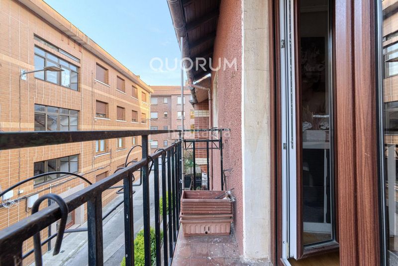 Foto fc31ed52-ff62-42e4-a0b6-b6cf7c0121f2. Appartamento con riscaldamento in Kalero-Basozelai Basauri