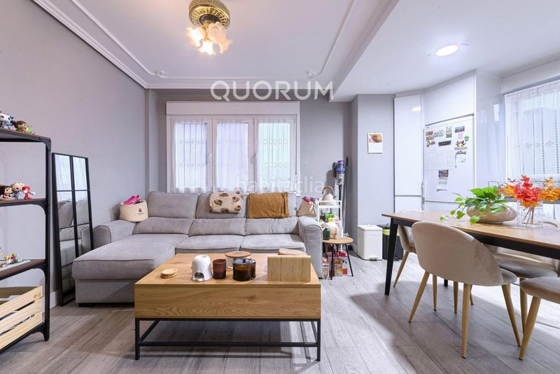 Foto f817441c-d7e7-4d30-9aae-369359283465. Appartamento con riscaldamento in Urbi Basauri