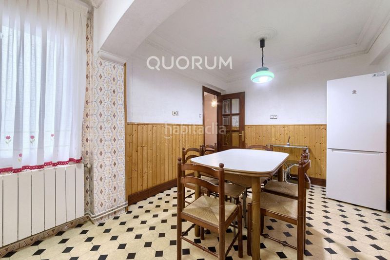 Foto 0c4562cd-bed2-4986-bbc6-090183ffbac9. Pis amb calefacció a Centro-Ariz-Uribarri Basauri