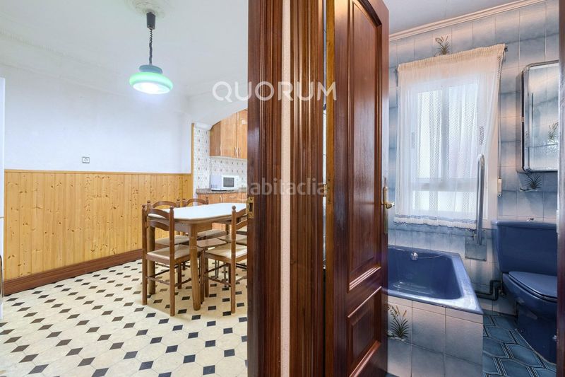 Foto 0cb2a13c-2b6e-4df1-9ab6-1d3ed4416dbb. Pis amb calefacció a Centro-Ariz-Uribarri Basauri