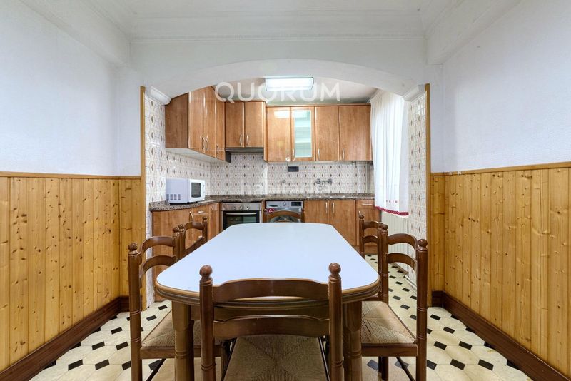 Foto d8bddb2a-4952-4f5c-8deb-6e4a5338eca6. Pis amb calefacció a Centro-Ariz-Uribarri Basauri