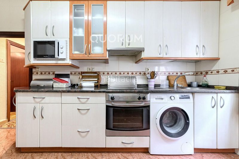 Foto 9304830e-5e78-4749-a83e-4856f60a19e9. Flat with heating in Centro-Ariz-Uribarri Basauri