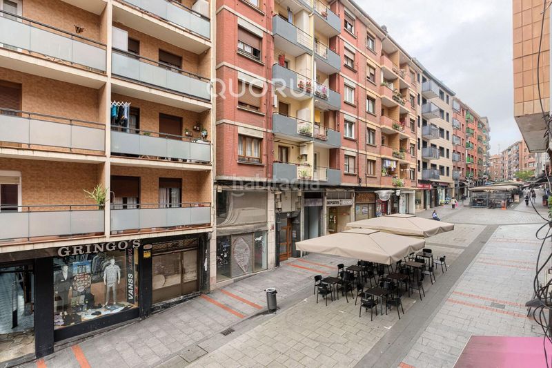 Foto ba07defb-f83d-4bf0-af11-a9a10194a0ca. Flat with heating in Centro-Ariz-Uribarri Basauri