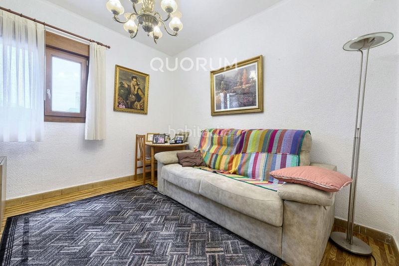 Foto d2084e35-bcba-48d9-83fd-c7f4edfbbe2c. Flat with heating in Centro-Ariz-Uribarri Basauri