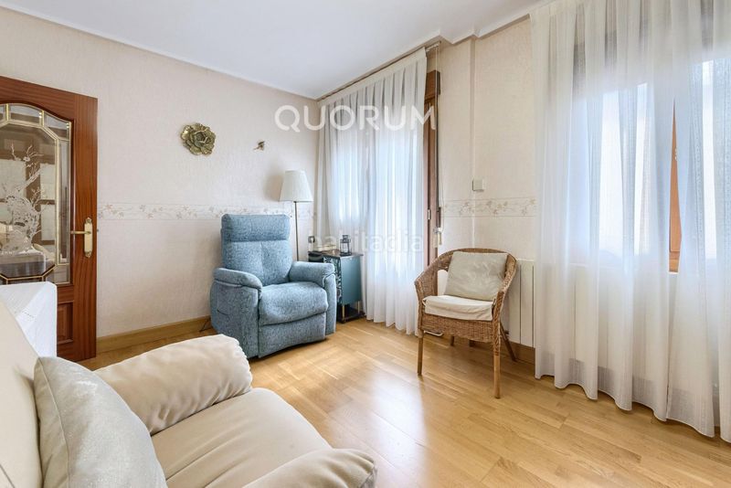 Foto 23edfcc9-ca42-4d2d-aed8-295d7bb8e7ea. Flat with heating in San Miguel Basauri