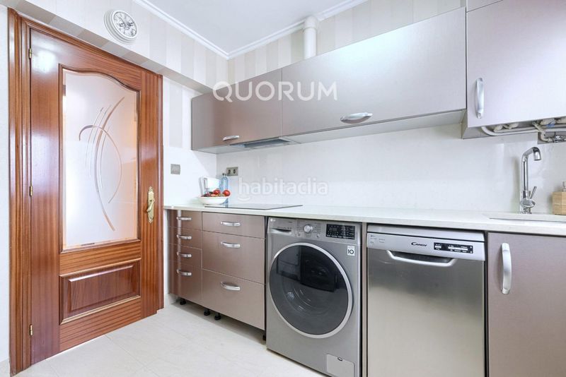 Foto d737b9ed-210c-42df-9226-f96429897ff8. Flat with heating in San Miguel Basauri