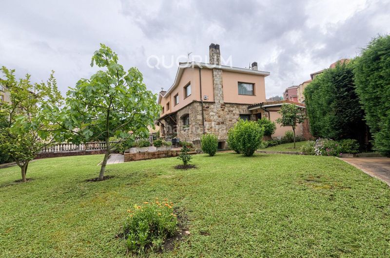 Foto 88a98b70-15aa-4ebd-a4ce-e433d5ac4fa6. Casa a schiera con riscaldamento parcheggio in Kalero-Basozelai Basauri