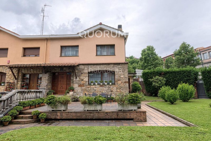 Foto ed466207-1a5e-41c5-a455-7888f5ce5b31. Casa a schiera con riscaldamento parcheggio in Kalero-Basozelai Basauri
