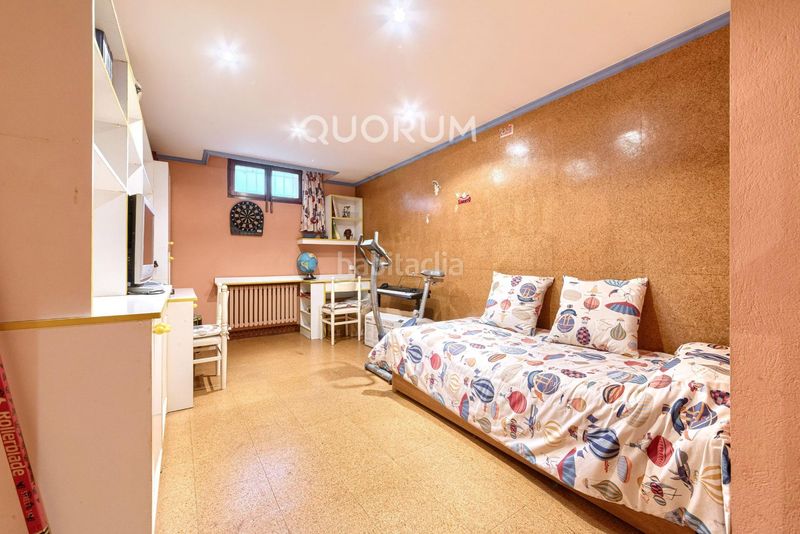 Foto f71ad877-1756-4395-aa4c-cda6bef28739. Casa a schiera con riscaldamento parcheggio in Kalero-Basozelai Basauri