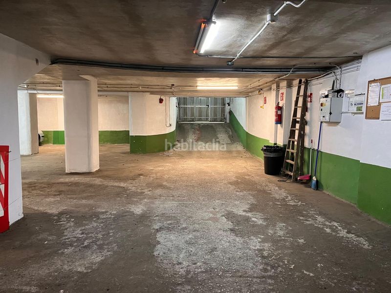 Foto 7293aed6-2304-4407-ab43-98c3ea26799f. Aparcament cotxe a San Miguel Basauri