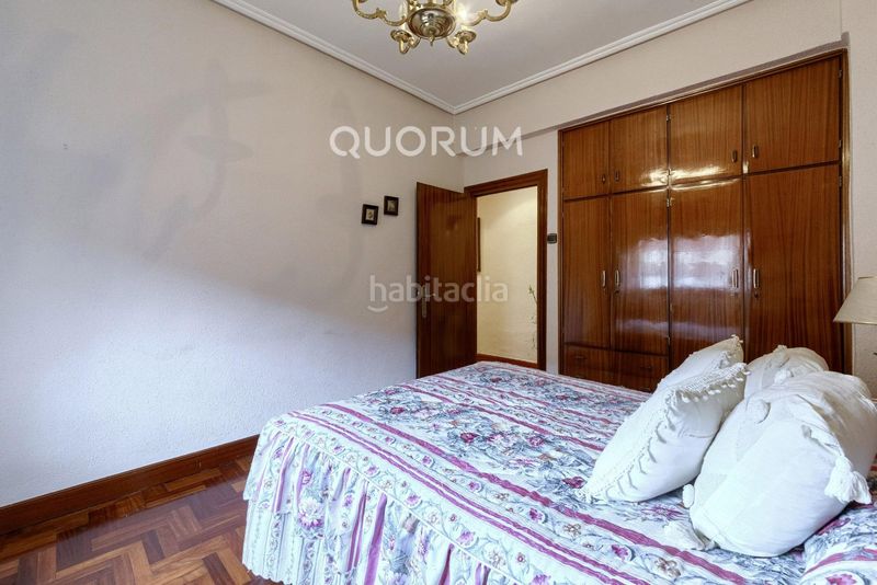 Foto a6df903d-fcb8-48d2-98f3-34e0da9bfaae. Flat with heating in Centro-Ariz-Uribarri Basauri