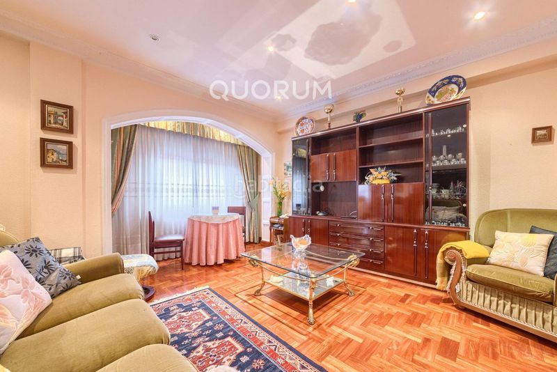 Foto f3c0d0ec-5dc3-4921-814d-c58185c1f52b. Flat with heating in Centro-Ariz-Uribarri Basauri