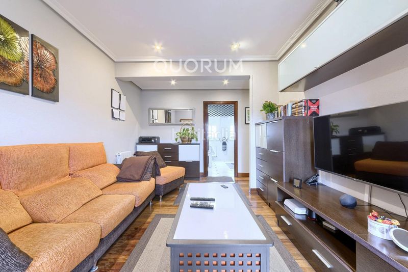 Foto 0eef284e-b807-494d-b0ea-459d5f7d6146. Flat with heating in Centro-Ariz-Uribarri Basauri