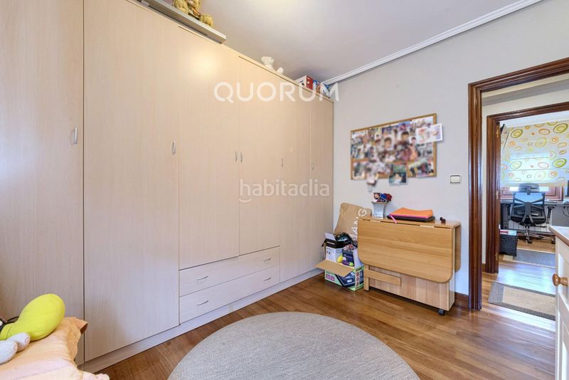 Foto a6d3601f-53b6-44c4-81f8-eb523dcb204f. Flat with heating in Centro-Ariz-Uribarri Basauri