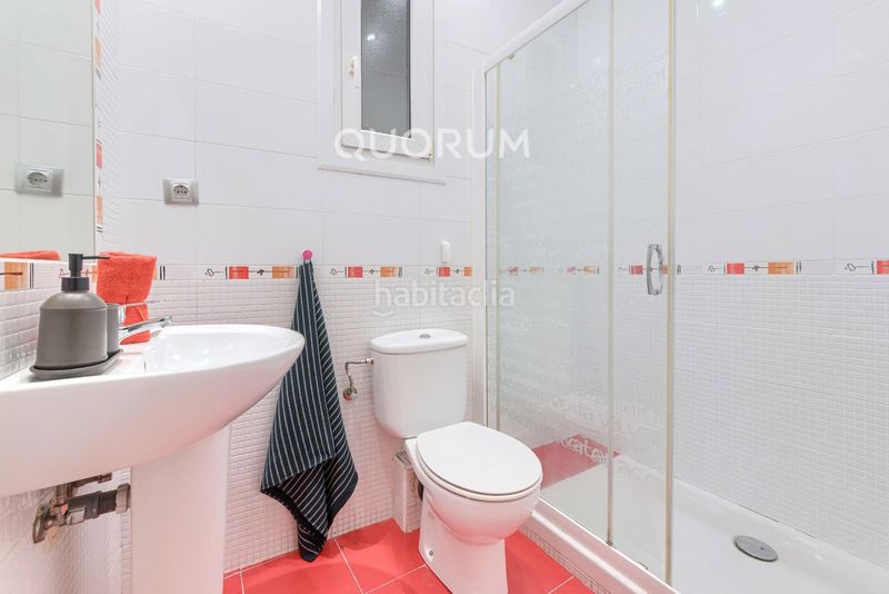 Foto d7cfe998-d4c6-404a-896e-fee904cad9c2. Flat with heating in Centro-Ariz-Uribarri Basauri