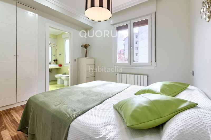 Foto f3b2c74f-b013-4671-975e-07e9c5e65f30. Flat with heating in Centro-Ariz-Uribarri Basauri