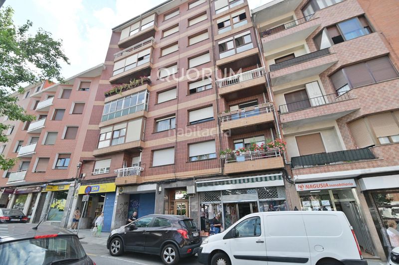 Foto 3ca5fcb2-d13d-4abb-80af-391d061a5c20. Flat in Centro-Ariz-Uribarri Basauri