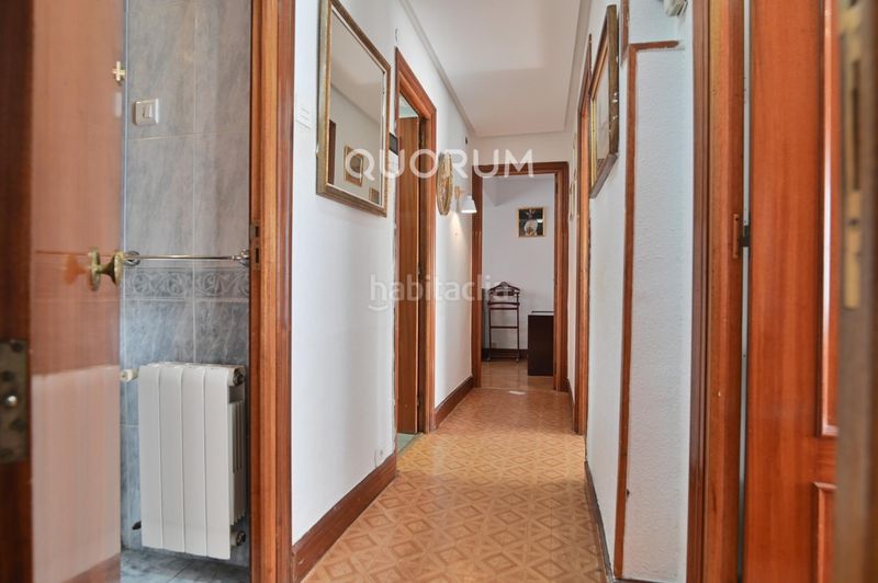 Foto 424445aa-4692-40ce-a07f-090955f90fa0. Flat with heating in San Miguel Basauri