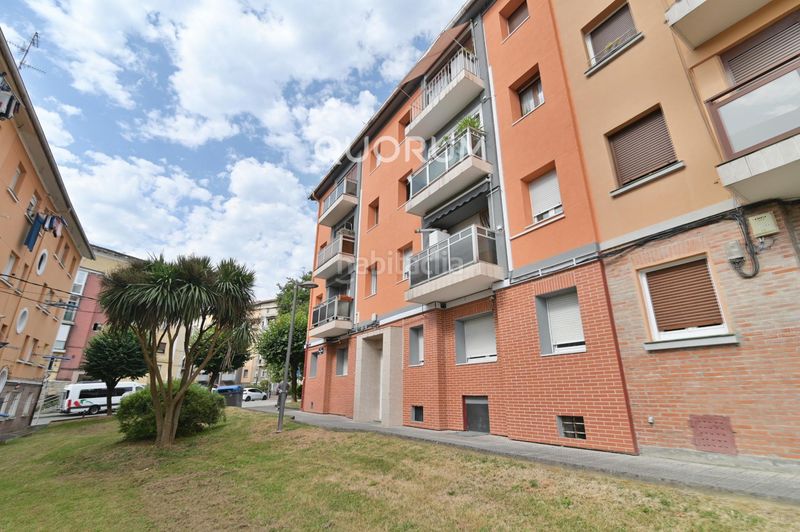 Foto 760b8a1f-5d02-4e1f-8a55-5741ff1a6410. Flat with heating in San Miguel Basauri