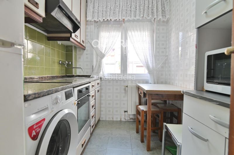 Foto a302d55d-2be8-42c3-b618-96355b0cd16f. Flat with heating in San Miguel Basauri