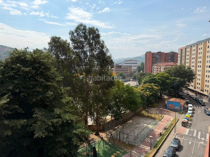 Foto 064b6a30-d173-4851-8ac7-f9d53a8c628a. Flat with heating parking in Centro-Ariz-Uribarri Basauri