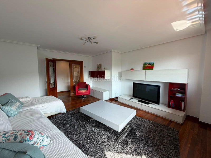 Foto 2c018eaf-a89c-4739-9847-2439245cd11c. Flat with heating parking in Centro-Ariz-Uribarri Basauri
