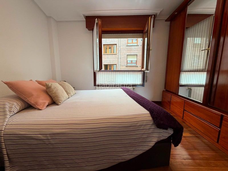 Foto 8b802d6c-b2a7-4b24-a9a4-225e34ef3d20. Flat with heating parking in Centro-Ariz-Uribarri Basauri