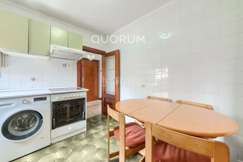 Foto 056172fa-8bd6-453a-8139-24c3242c8d5f. Flat with heating in Centro-Ariz-Uribarri Basauri