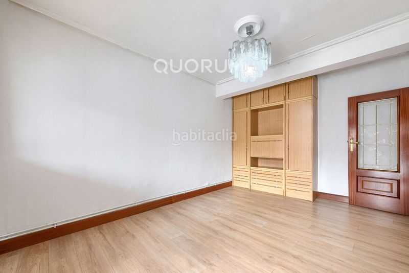 Foto 5309942f-71c6-4749-97ec-a9bd130b7937. Flat with heating in Centro-Ariz-Uribarri Basauri