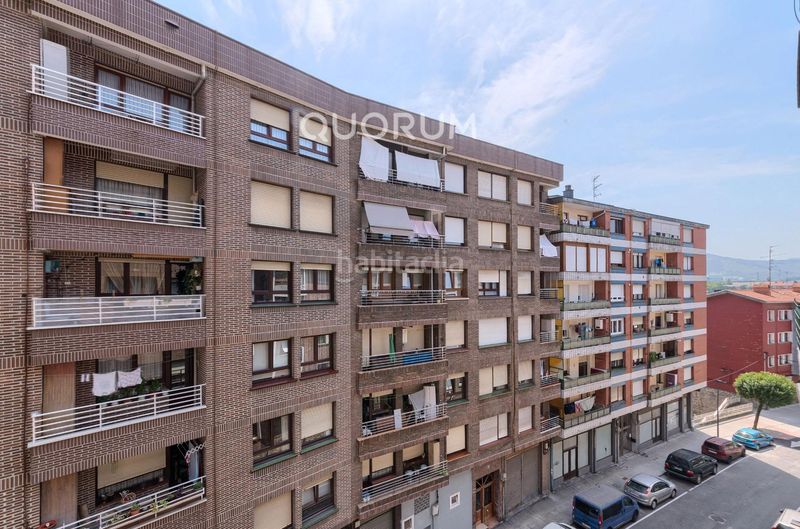 Foto 6d8e85c5-d669-4b17-acf6-7a83e444cef5. Flat with heating in Centro-Ariz-Uribarri Basauri