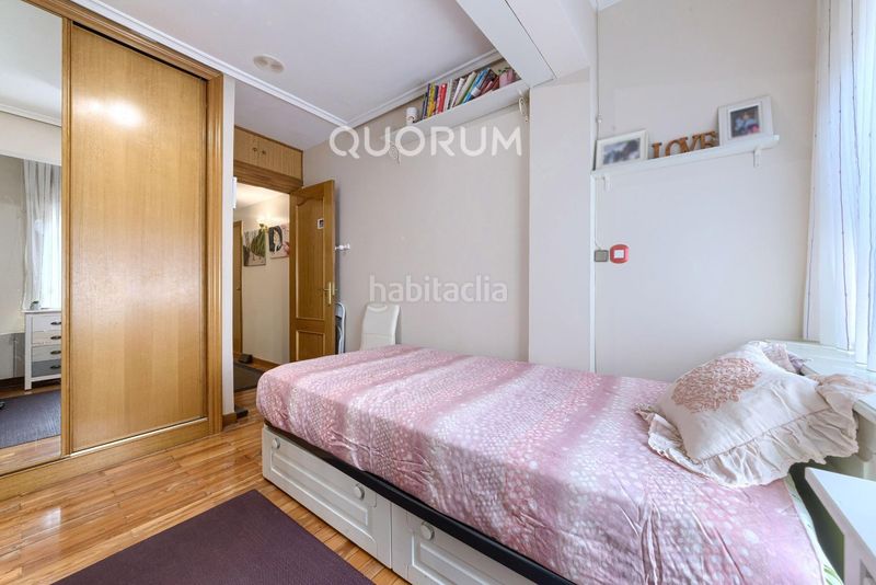 Foto bc22edc3-d0a4-483b-97d8-20f11c670b8f. Flat with heating in Centro-Ariz-Uribarri Basauri