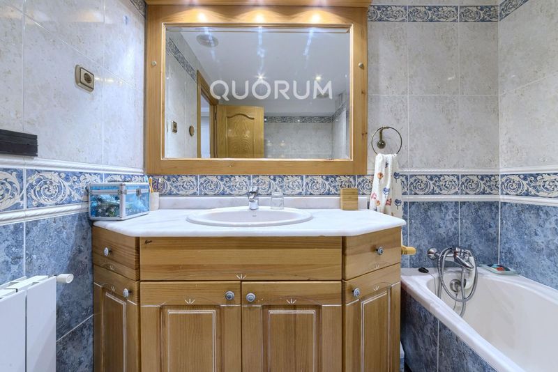 Foto d3eb6a49-6b18-4bba-a1c1-8e3c845fa999. Flat with heating in Centro-Ariz-Uribarri Basauri