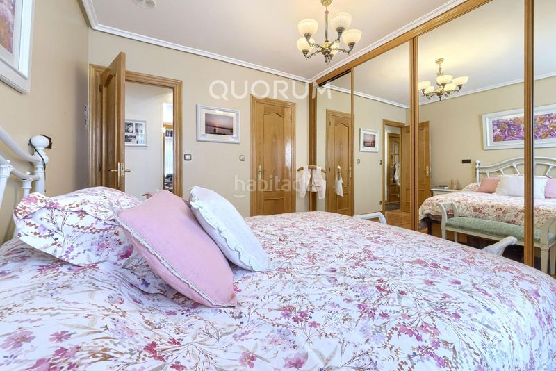 Foto d84dad19-0546-4e1e-a81b-912aaab5a294. Flat with heating in Centro-Ariz-Uribarri Basauri