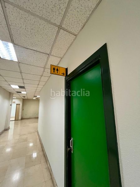 Foto 8079b575-363d-4c38-abb3-d605dd2840c7. Location bâtiment à usage industriel dans Pozokoetxe Basauri