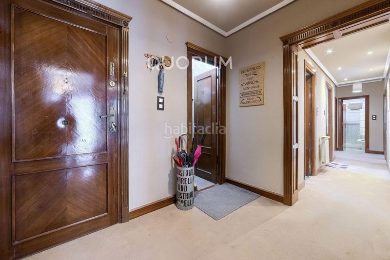 Foto 45a74820-7cfa-472a-84e3-9a2bf6bad1c0. Pis amb calefacció aparcament a Centro-Ariz-Uribarri Basauri
