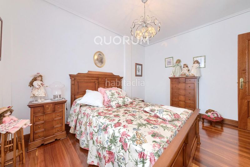 Foto bbf37ac8-d3e6-4d0b-a91b-049fdbce027b. Casa adossada amb calefacció aparcament a San Miguel Basauri