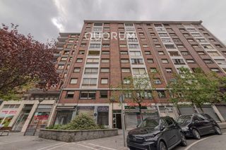 Etagenwohnung in Kalero-Basozelai. Oportunidad! piso para decorar a tu gusto de 3 dormitorios con b