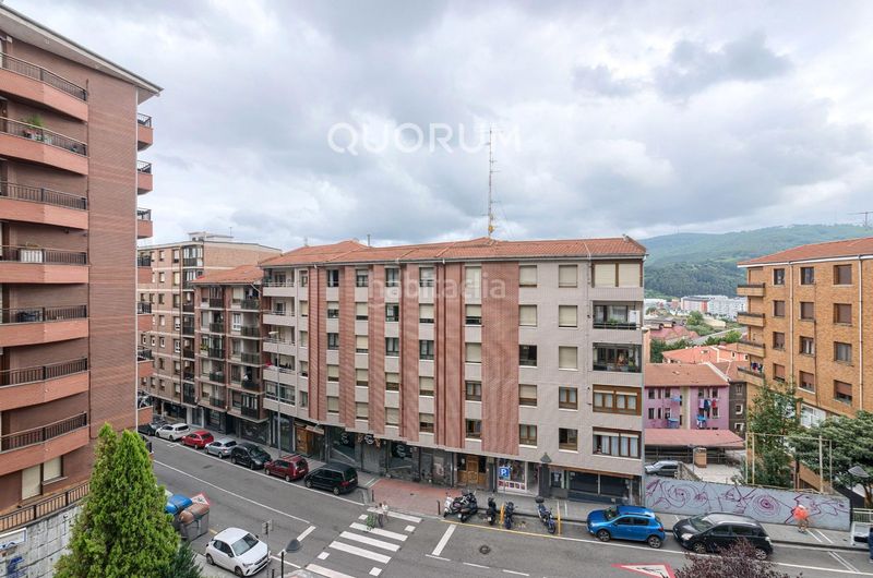 Foto ad05b67c-cb9a-43d0-a02f-81d58f0193e4. Pis amb calefacció a Kalero-Basozelai Basauri