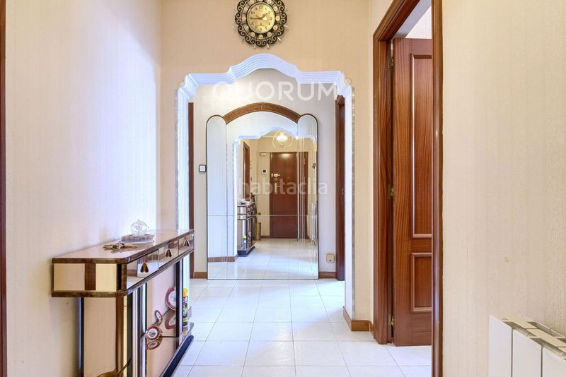 Foto 6171f3d2-aefe-4379-a083-75c9a5a8c257. Flat with heating in Centro-Ariz-Uribarri Basauri