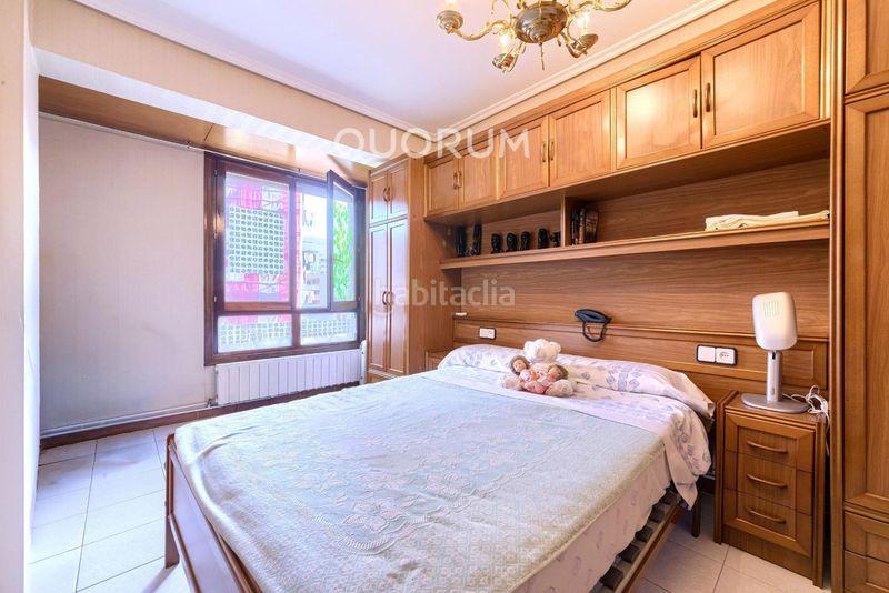 Foto cc56567d-0a29-48aa-bb82-833bf4f8fd9e. Flat with heating in Centro-Ariz-Uribarri Basauri