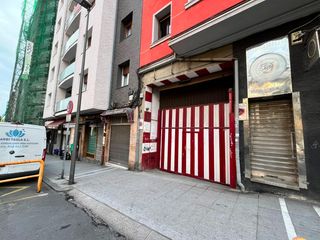 Aparcament cotxe a Centro-Ariz-Uribarri