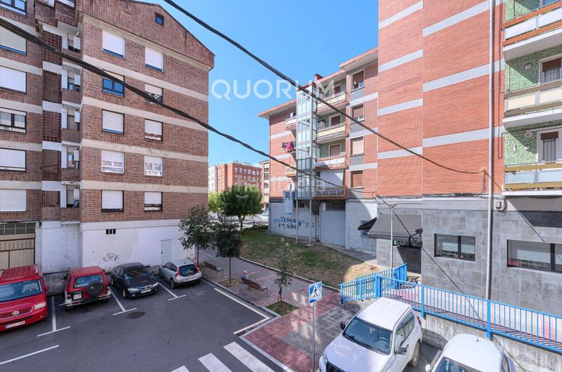 Foto c2f6b4ce-b386-43ad-b6de-8d2bd483d328. Appartamento con riscaldamento in Arrigorriaga