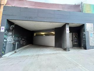 Aparcament cotxe a Centro-Ariz-Uribarri