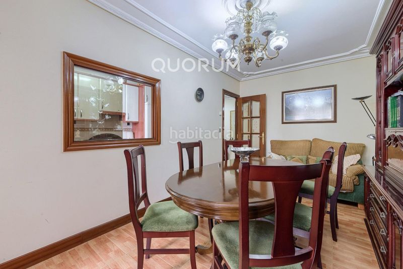 Foto c966cef4-aecb-4d38-9cd9-b41414a2662a. Flat with heating in Centro-Ariz-Uribarri Basauri