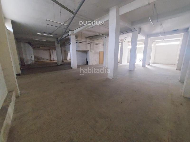 Foto e9ff3a94-4bc3-45db-99b9-2f9728d8b831. Lloguer local comercial a La Peña Bilbao