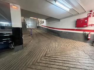 Car parking in El Camp de l´Arpa del Clot